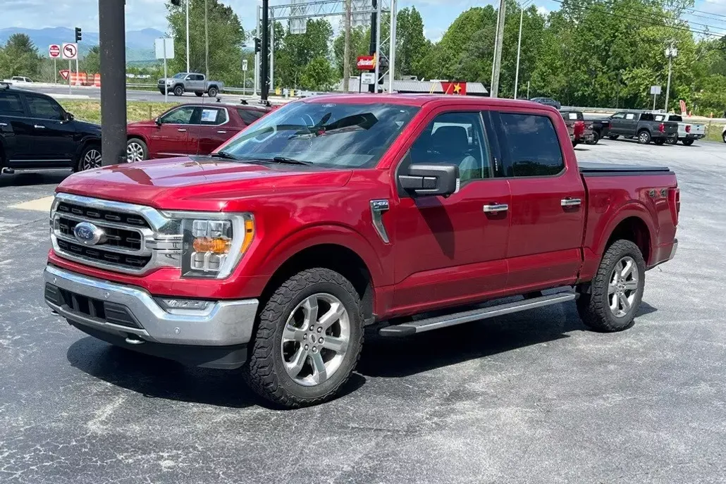 2021 Ford F-150 XLT photo 1
