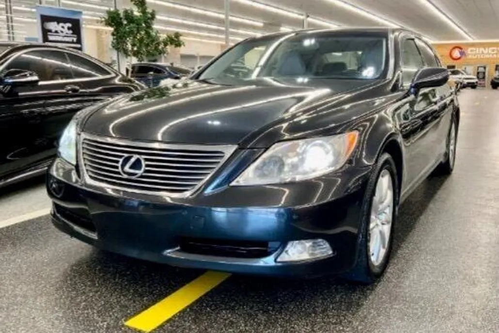 2008 Lexus LS 460 photo 1