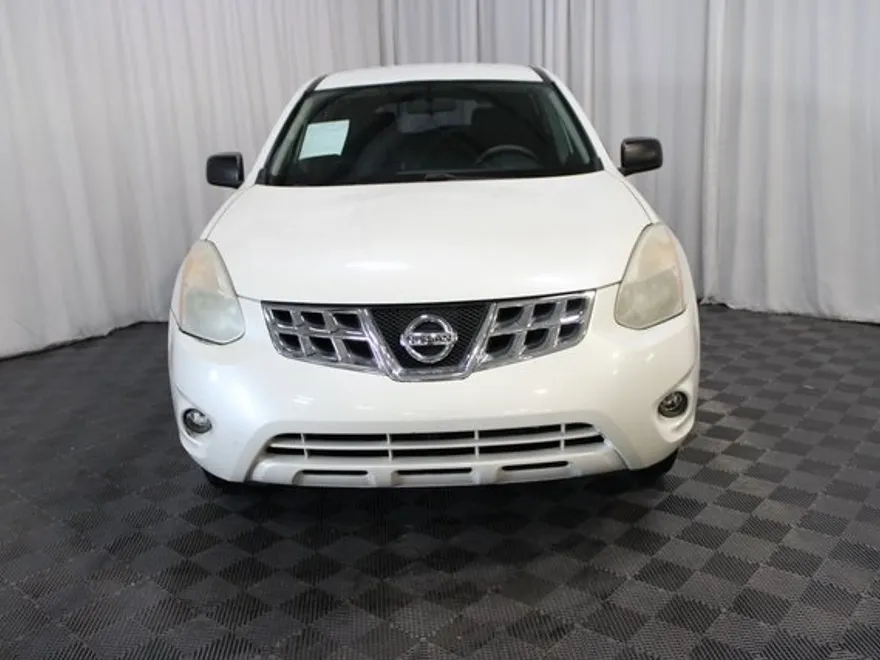 2013 Nissan Rogue S photo 1