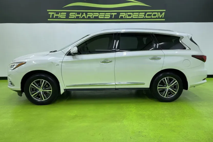 2016 Infiniti QX60 photo 1