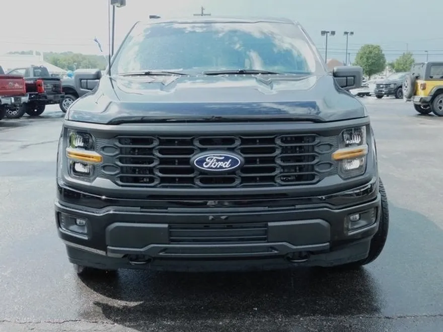 2025 Ford F-150 XL photo 1