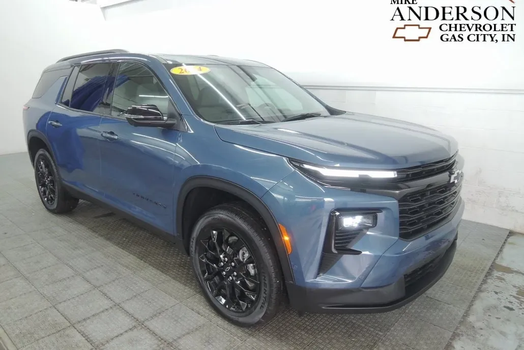 2024 Chevrolet Traverse photo 1