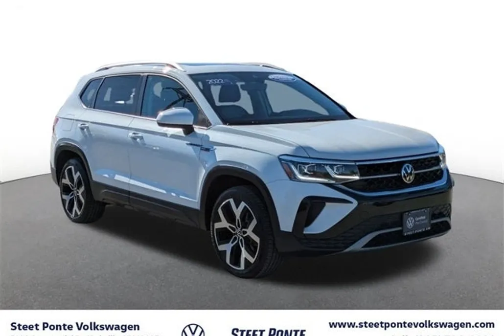 2022 Volkswagen Taos SEL photo 1