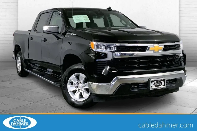 2024 Chevrolet Silverado 1500 LT photo 1