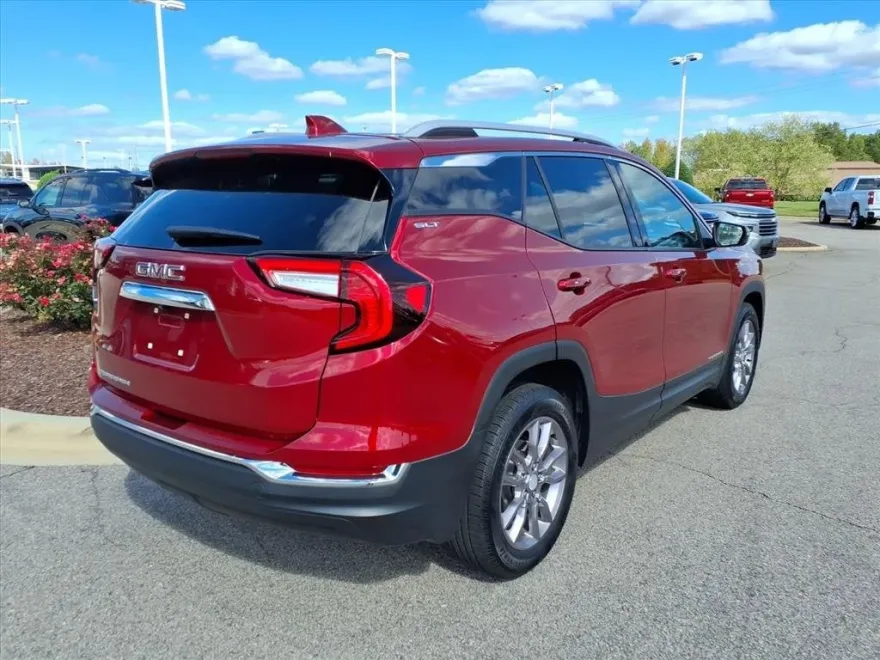 2023 Gmc Terrain SLT photo 1