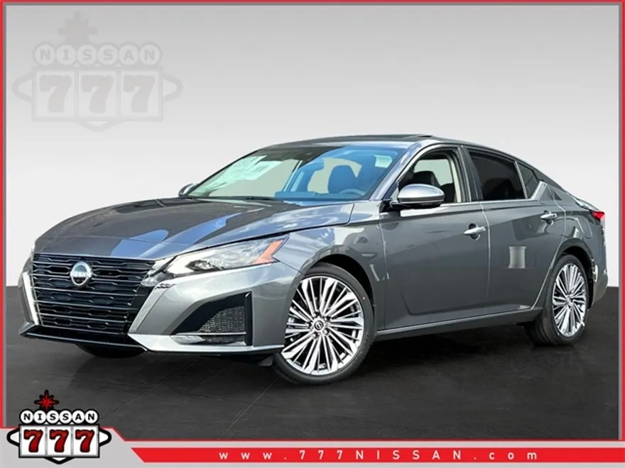 2025 Nissan Altima 2.5 SL photo 1
