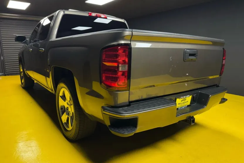 2014 Chevrolet Silverado 1500 LT photo 1
