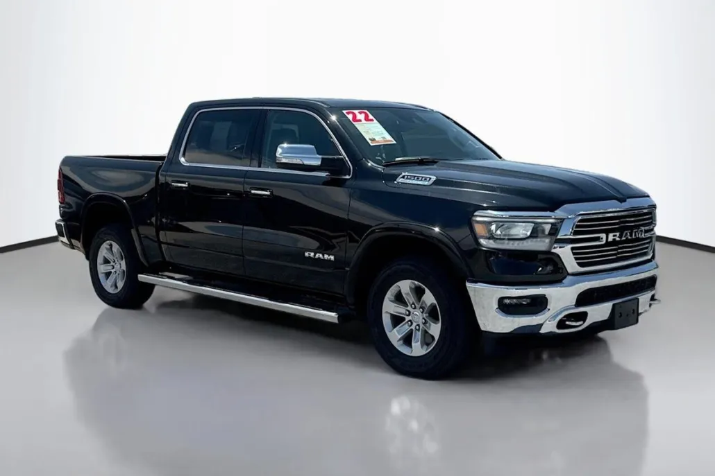 2022 Ram 1500 Laramie photo 1