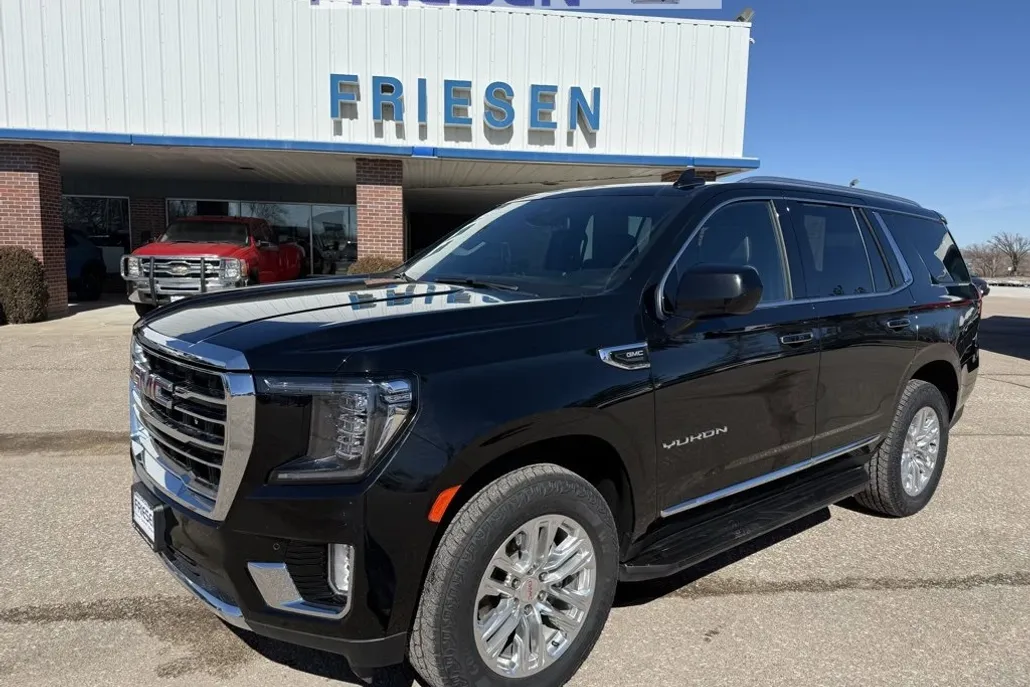2023 Gmc Yukon SLT photo 1