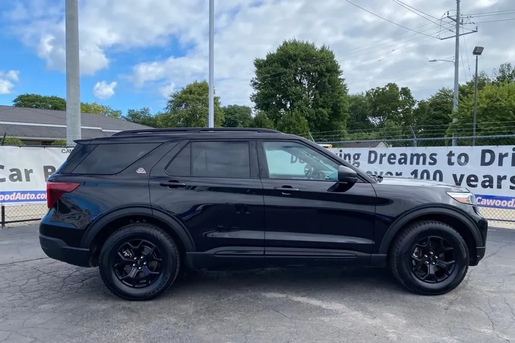 2022 Ford Explorer Timberline photo 1
