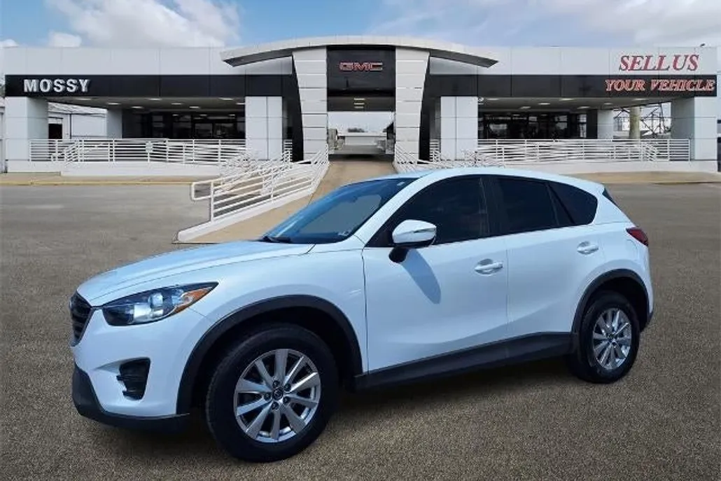 2016 Mazda CX-5 Sport photo 1