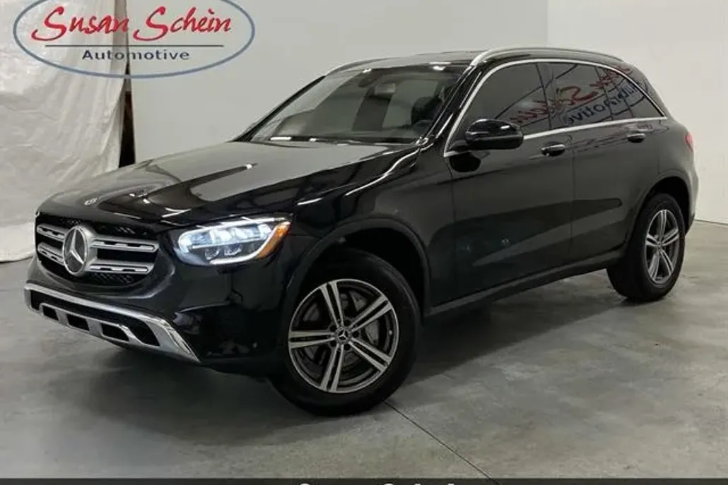 2020 Mercedes Benz GLC 300 photo 1