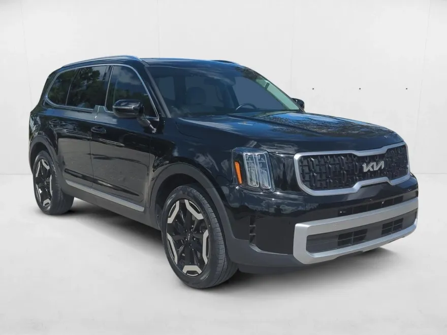 2023 Kia Telluride EX photo 1