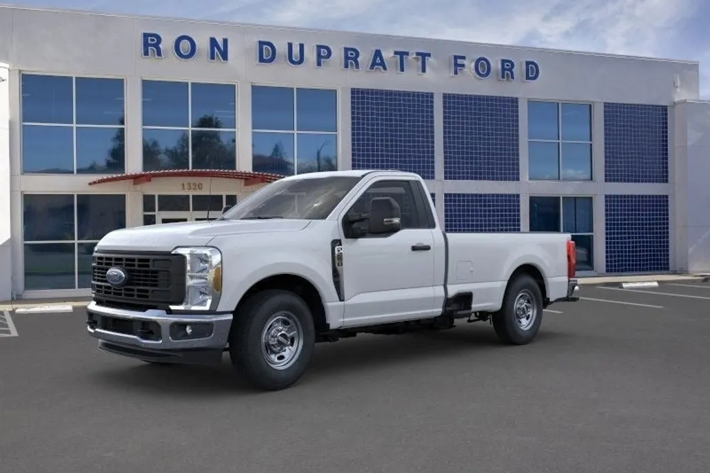 2025 Ford F-250 photo 1