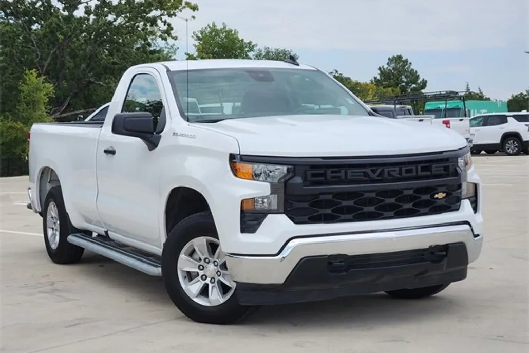 2024 Chevrolet Silverado 1500 photo 1