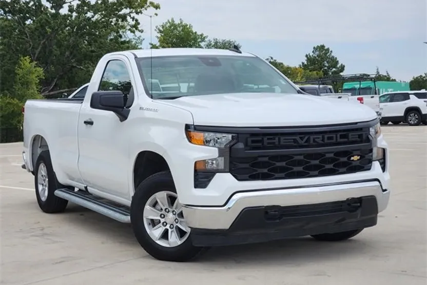 2024 Chevrolet Silverado 1500 photo 1