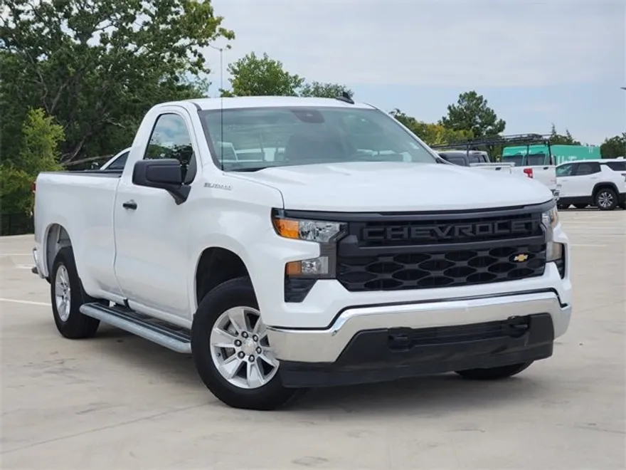 2024 Chevrolet Silverado 1500 photo 1