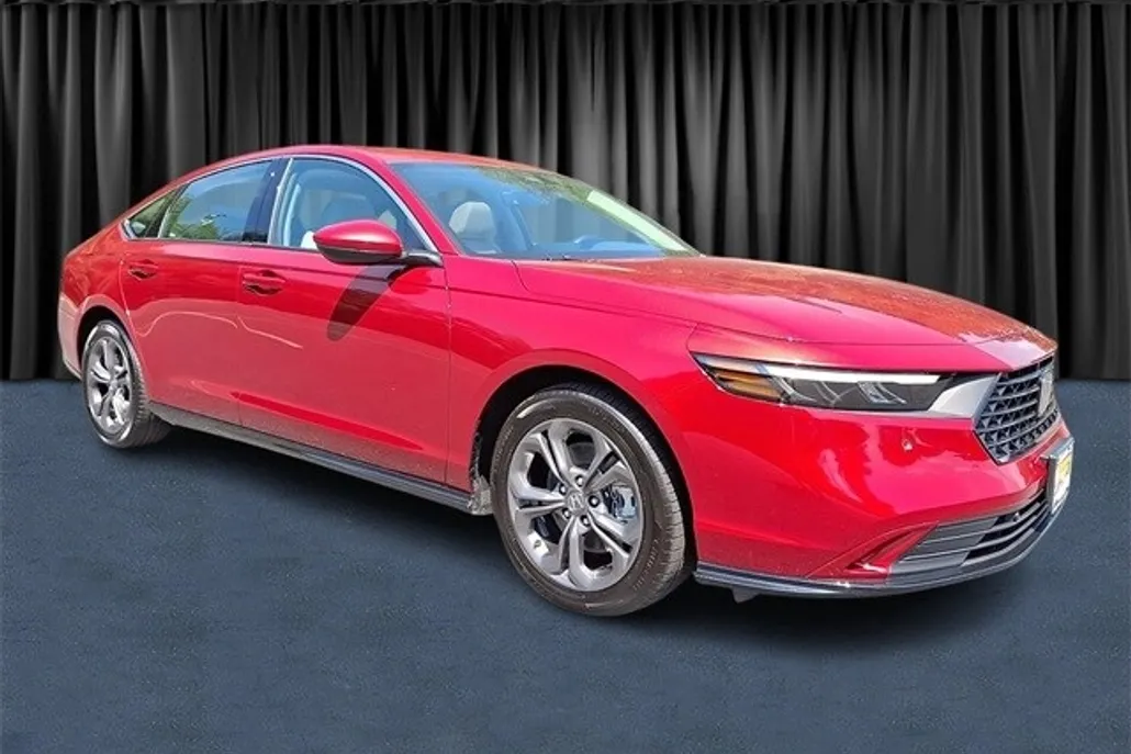 2023 Honda Accord Hybrid EX-L photo 1
