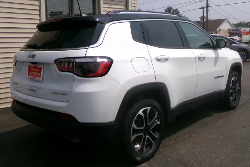 2022 Jeep Compass Limited photo 1