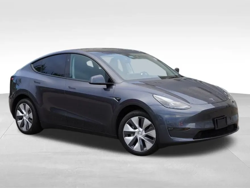 2023 Tesla Model Y Long Range photo 1