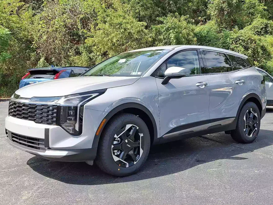 2026 Kia Sportage Hybrid S photo 1