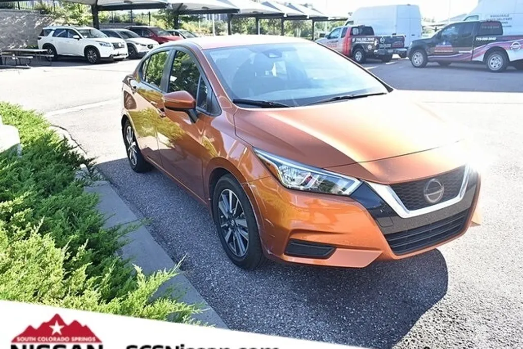 2021 Nissan Versa 1.6 SV photo 1