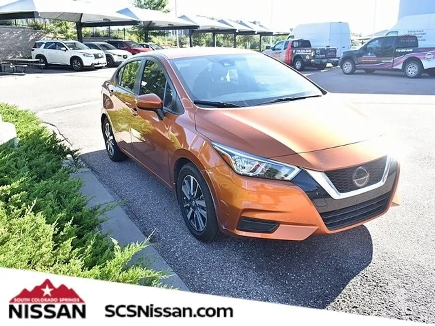 2021 Nissan Versa 1.6 SV photo 1