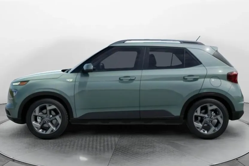 2025 Hyundai Venue SEL photo 1