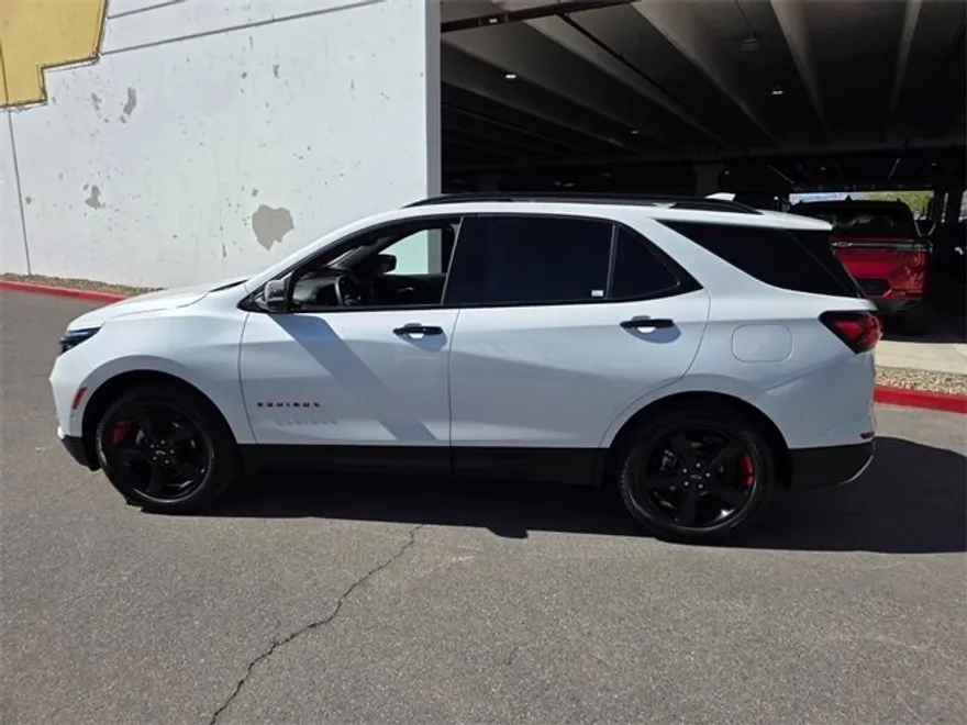 2024 Chevrolet Equinox Premier photo 1