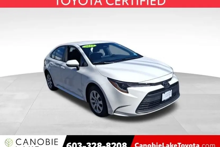 2023 Toyota Corolla LE photo 1