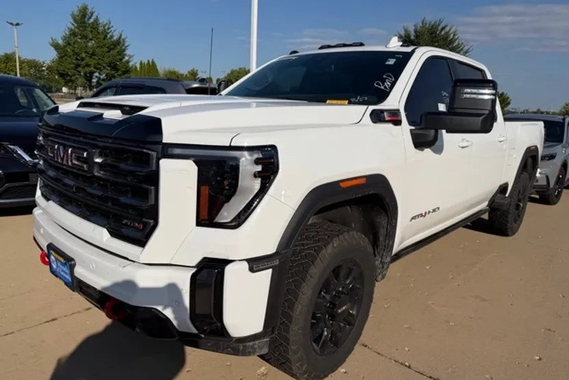 2024 Gmc Sierra HD AT4 photo 1