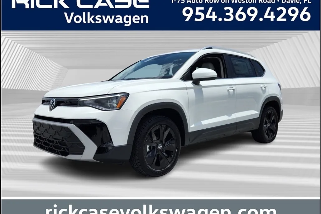 2025 Volkswagen Taos SE photo 1