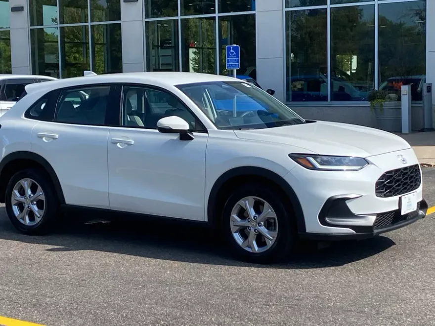 2023 Honda HR-V LX photo 1
