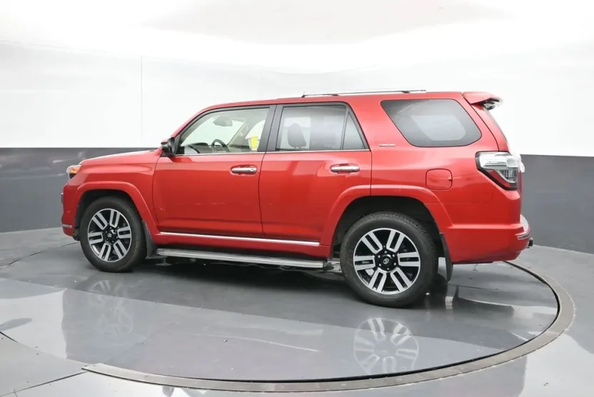 2024 Toyota 4Runner Limited photo 1