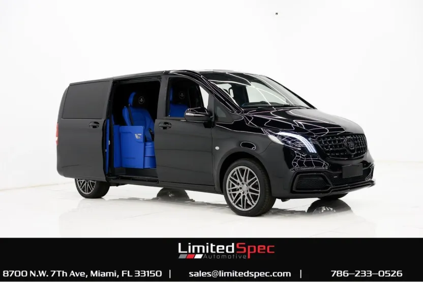 2023 Mercedes Benz Metris Passenger Van photo 1