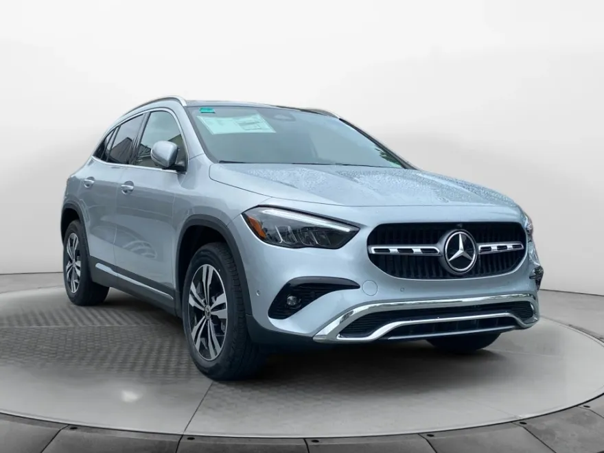2026 Mercedes Benz GLA 250 4MATIC photo 1