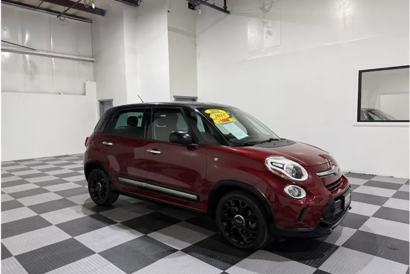 2015 Fiat 500L Trekking photo 1