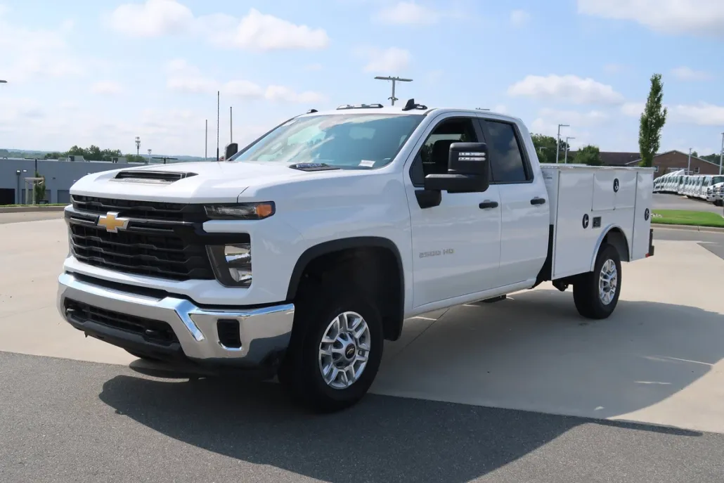 2025 Chevrolet Silverado 2500HD photo 1