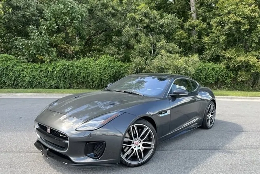 2020 Jaguar F-TYPE R-Dynamic photo 1