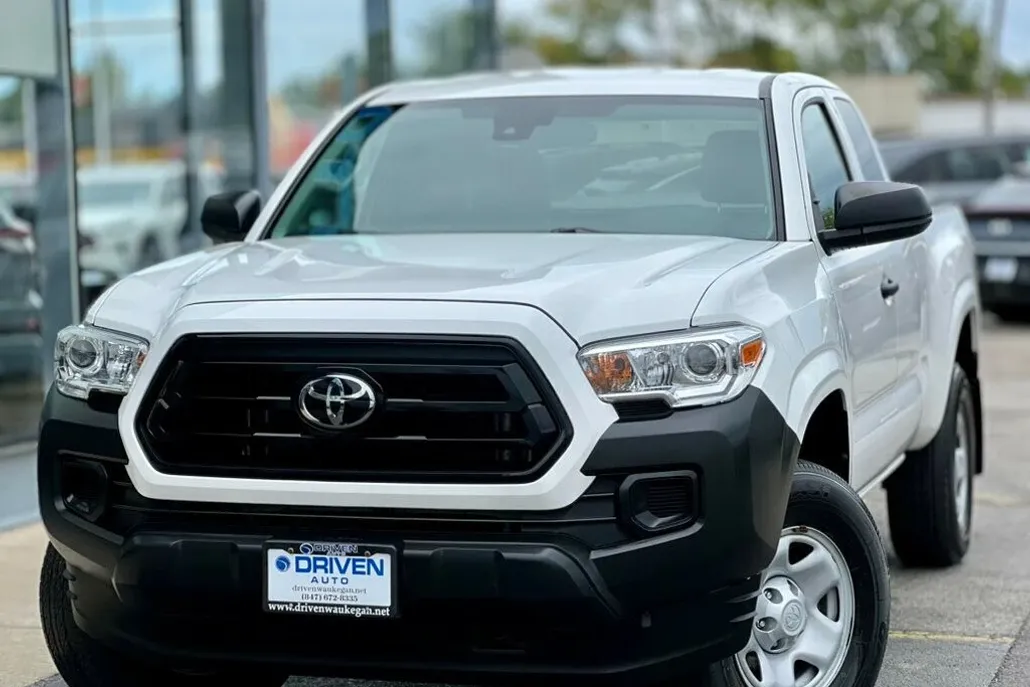 2022 Toyota Tacoma SR5 photo 1