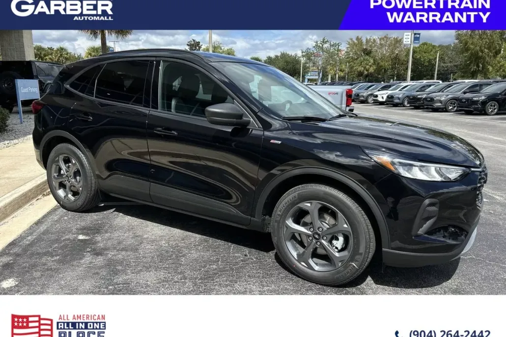 2025 Ford Escape ST-Line photo 1