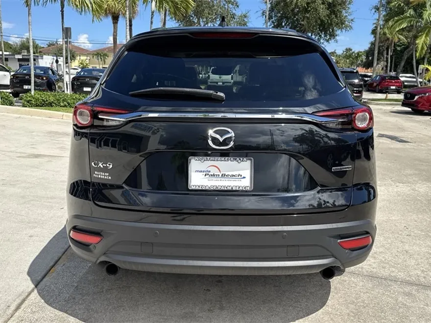 2021 Mazda CX-9 Touring photo 1
