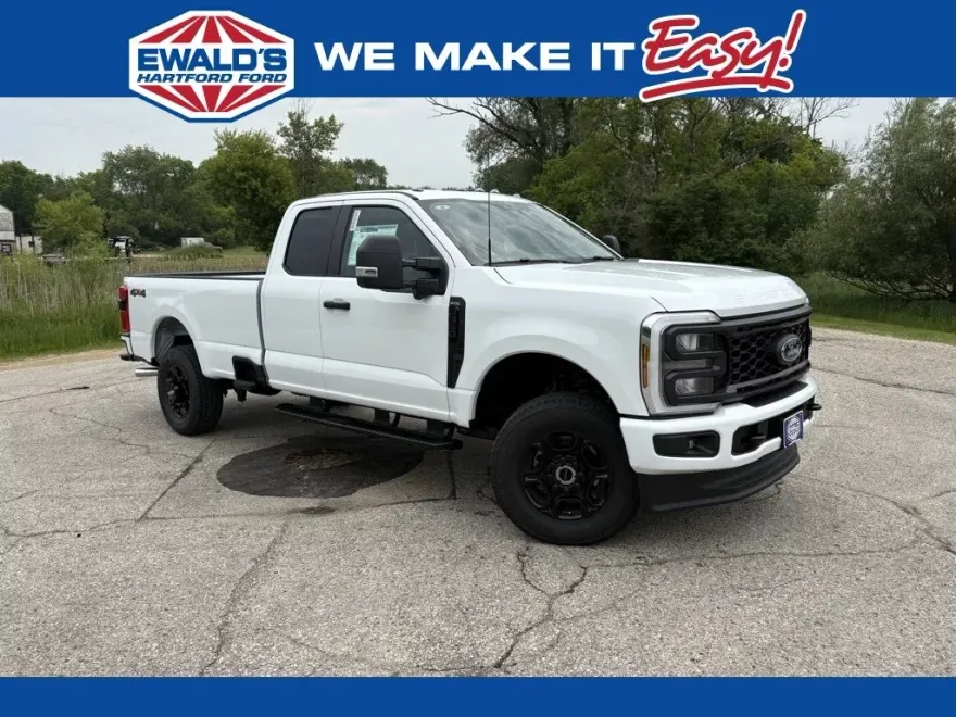 2025 Ford F-350 photo 1