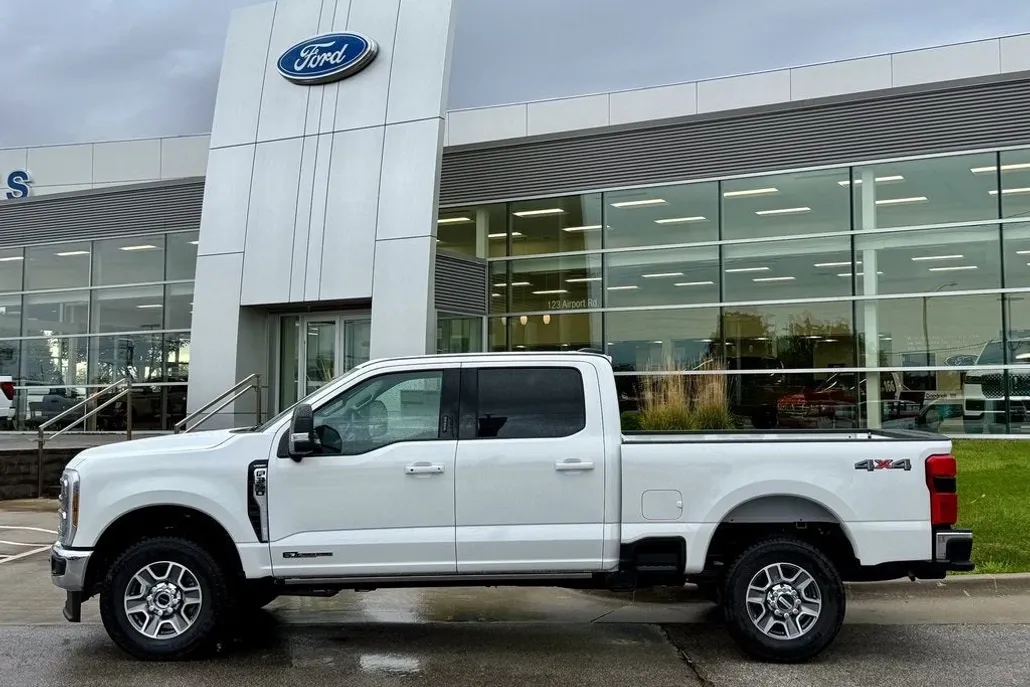 2026 Ford F-350 photo 1