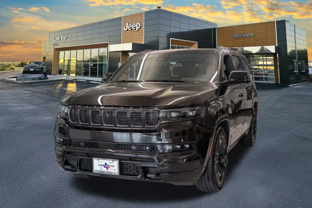 2024 Jeep Grand Wagoneer III photo 1