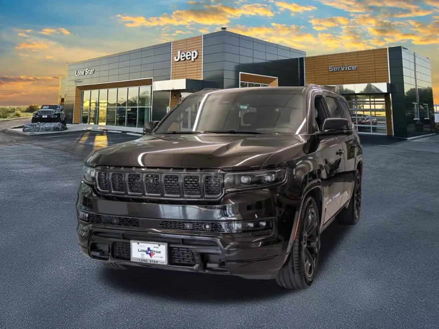 2024 Jeep Grand Wagoneer III photo 1