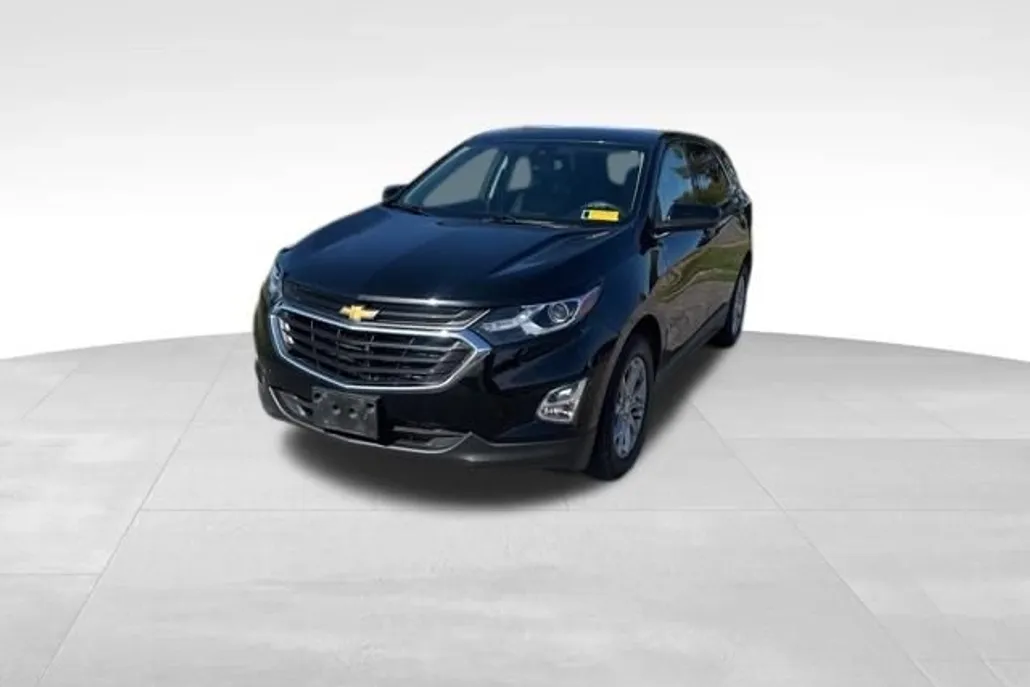 2020 Chevrolet Equinox LT photo 1