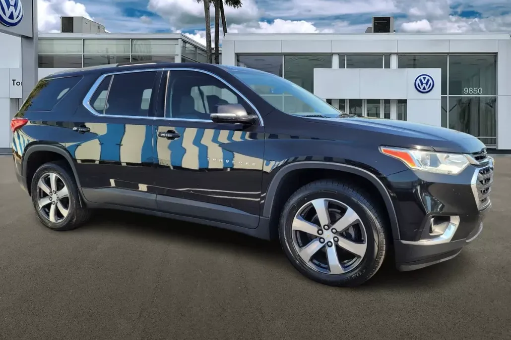 2018 Chevrolet Traverse Leather photo 1