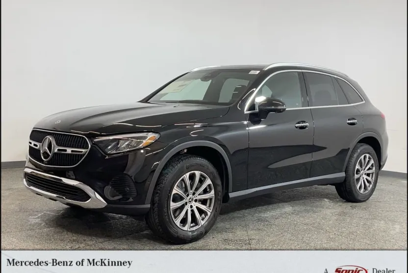 2025 Mercedes Benz GLC 300 photo 1