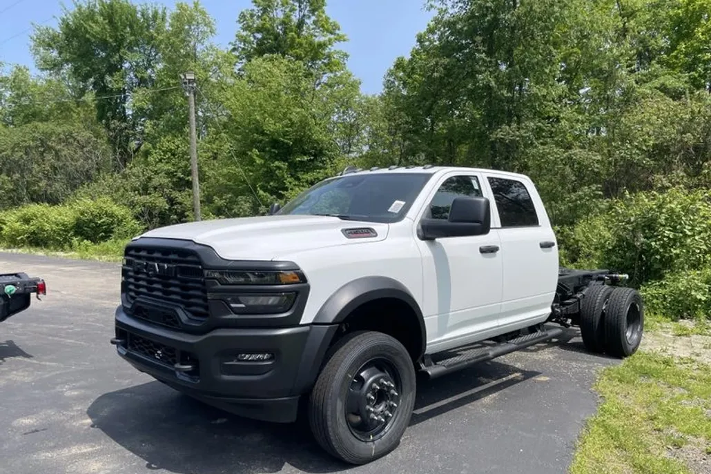 2025 Ram 4500 photo 1